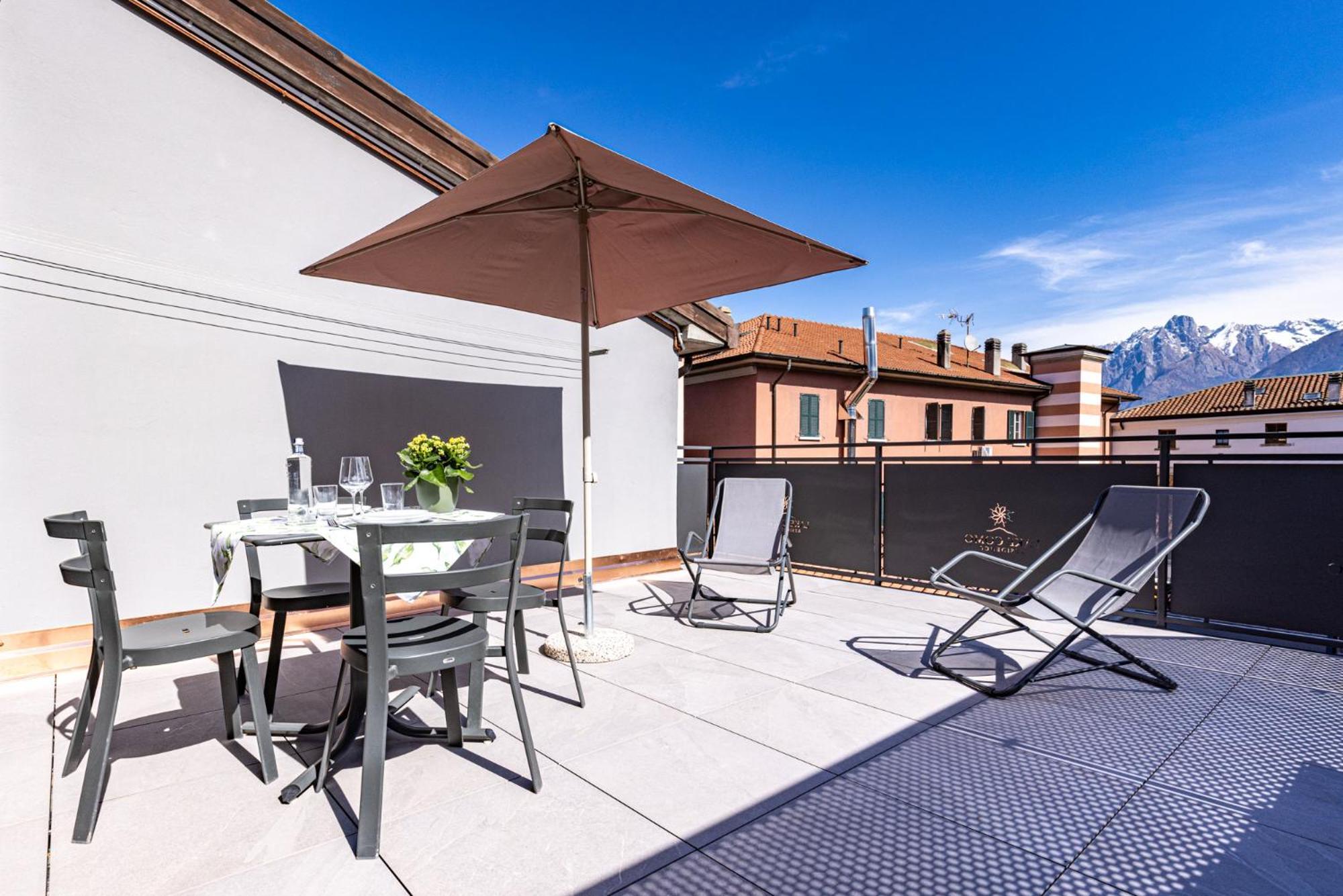 Residence Lake Como Apartamento Colico